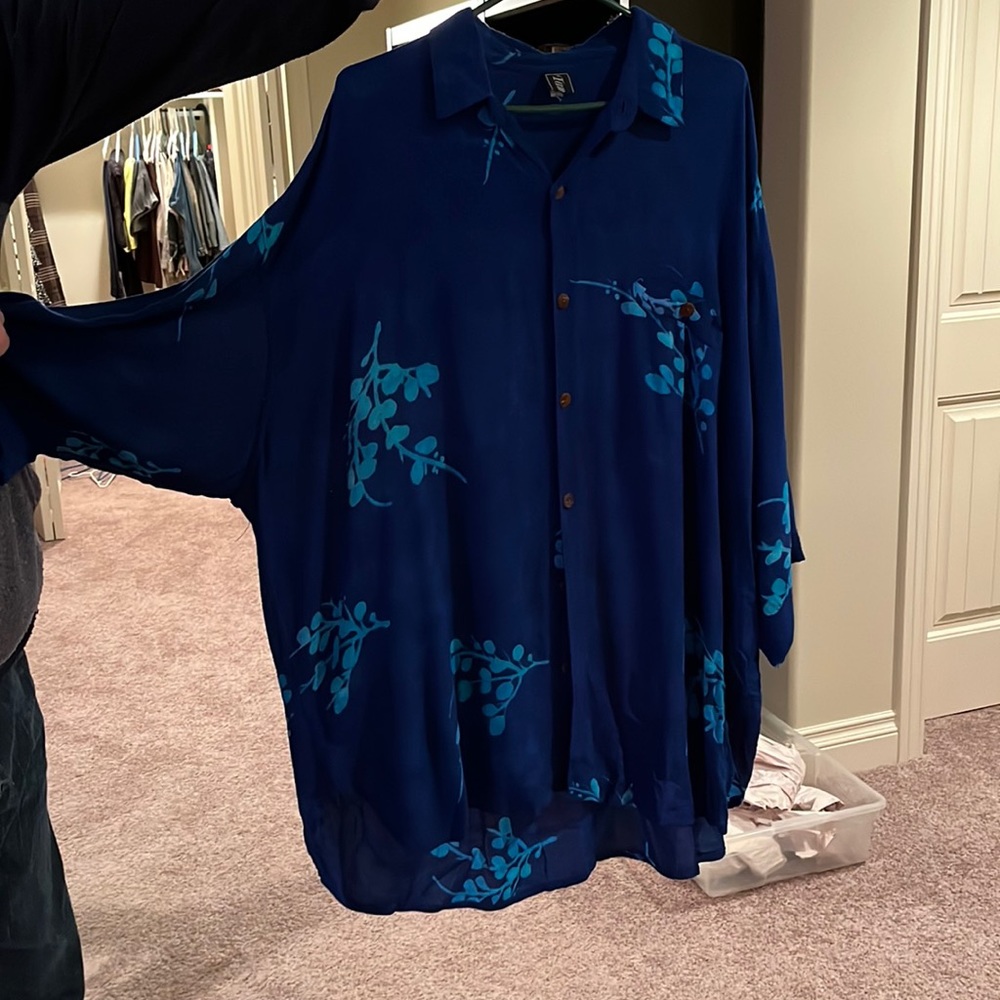 Blue crinkle blouse